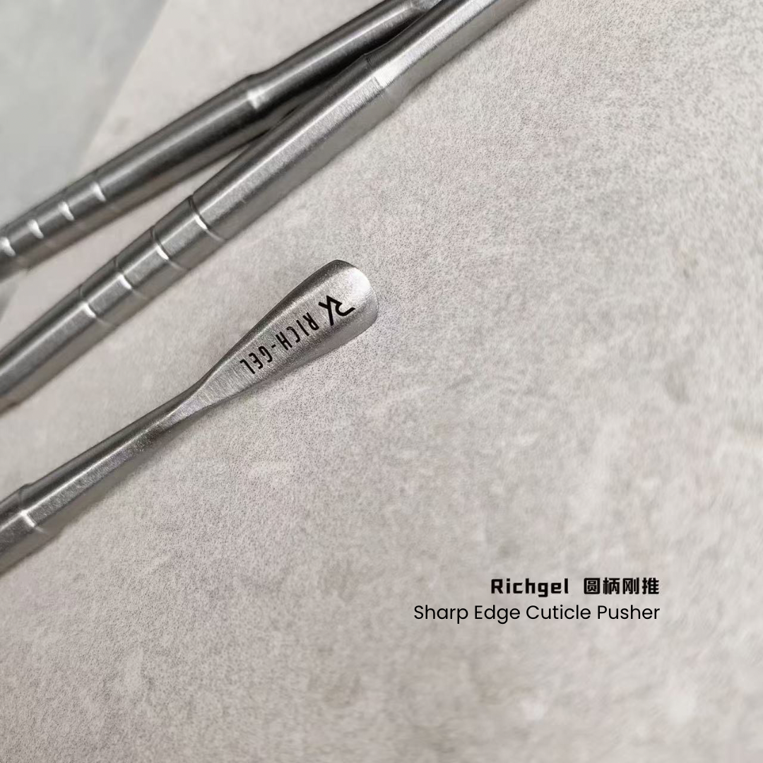 Rich Gel - Sharp Edge Cuticle Pusher