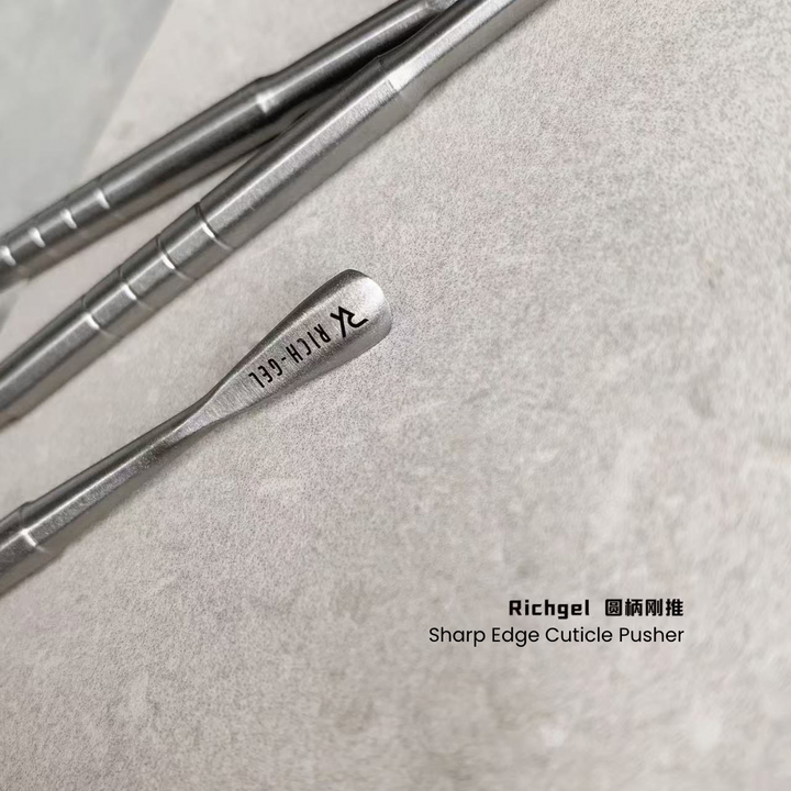 Rich Gel - Sharp Edge Cuticle Pusher