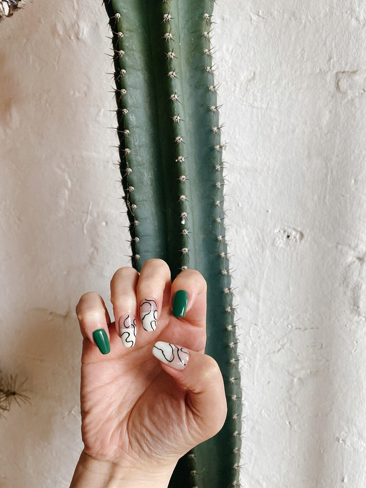 KOKOIST E-129 Linen Off White - Bee Lady nails & goods