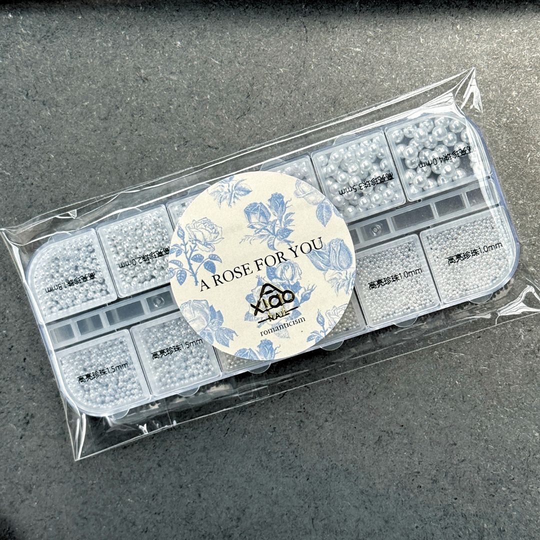 Xiao A - 12-Grid Mini Pearl Nail Art Box