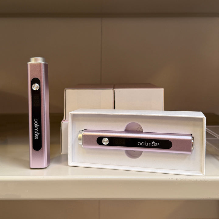 OAKMOSS 3-in-1 Flash Cure with Magnet & Stamper