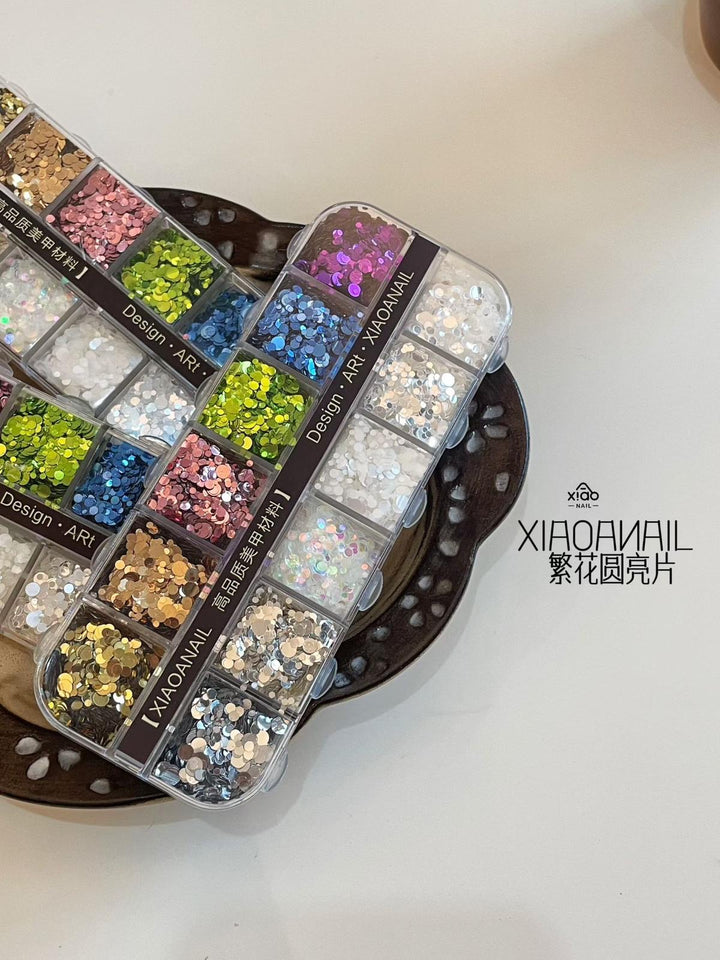 Xiao A - 12 Grid glitter set