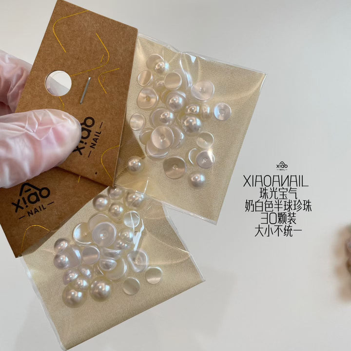 Xiao A - Curved Back Pearls