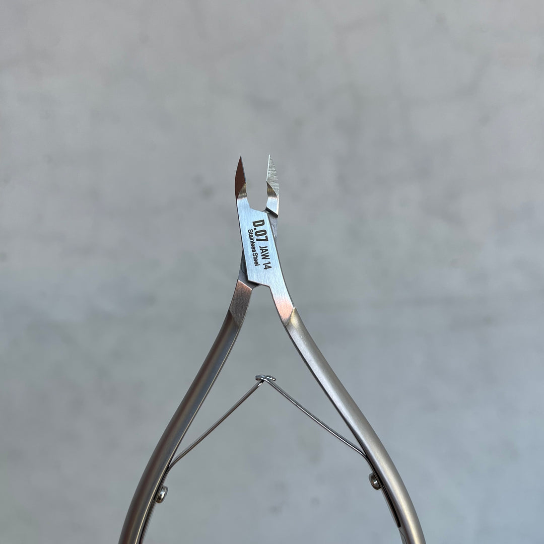 Nghia - D-07 Stainless Steel Cuticle Nipper (single spring)